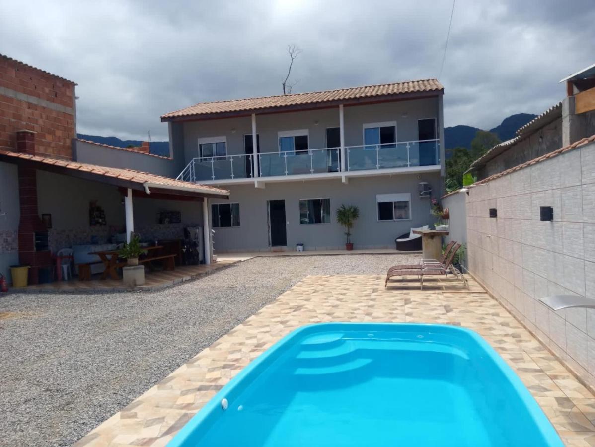 Casa Nova Com Piscina Proxima A Praia E Menos De 3Km Do Centro De ウバトゥバ エクステリア 写真