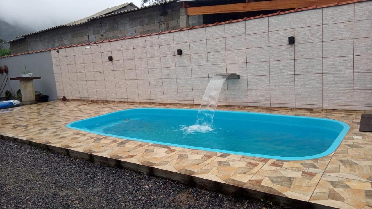 Casa Nova Com Piscina Proxima A Praia E Menos De 3Km Do Centro De ウバトゥバ エクステリア 写真